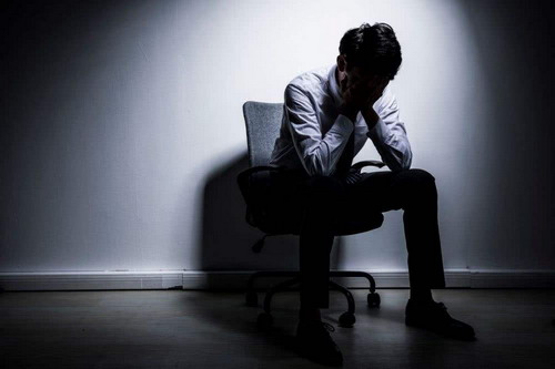 为什么男性也会出现产后抑郁症